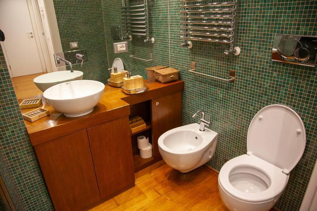 Roma, Gemelli Casa Eleganza, Resort Modernista ภายนอก รูปภาพ